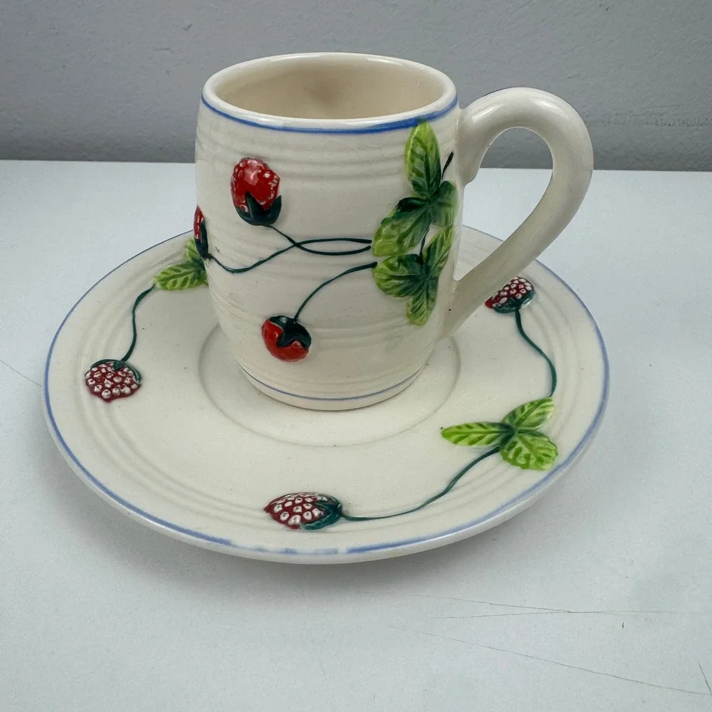 Vtg Strawberry Cup Saucer Ceramic Coffee Tea‎ Set Berry Cottagecore Kitchen